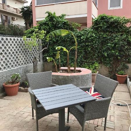 Le Aromatiche Apartment Алгеро Екстериор снимка