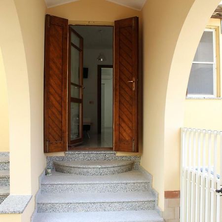 Le Aromatiche Apartment Алгеро Екстериор снимка