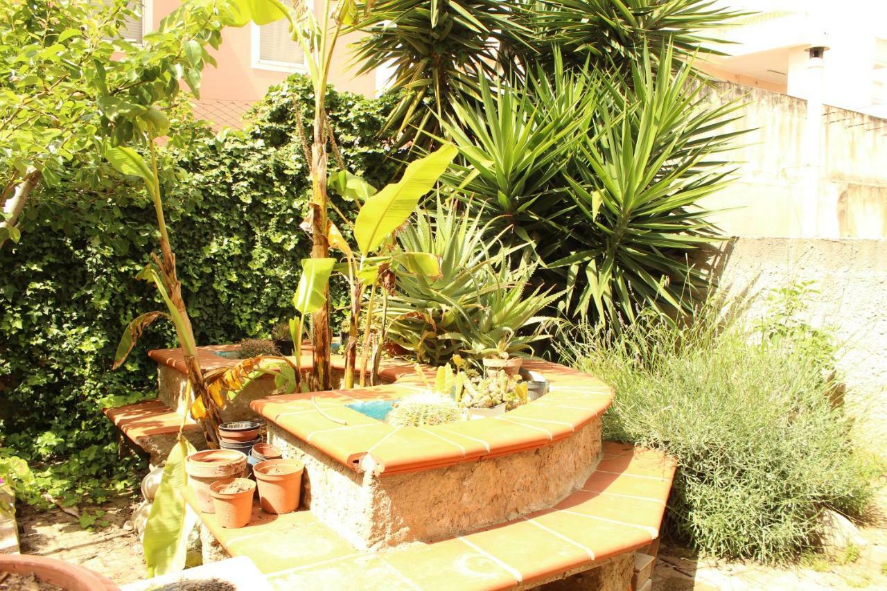 Le Aromatiche Apartment Алгеро Екстериор снимка