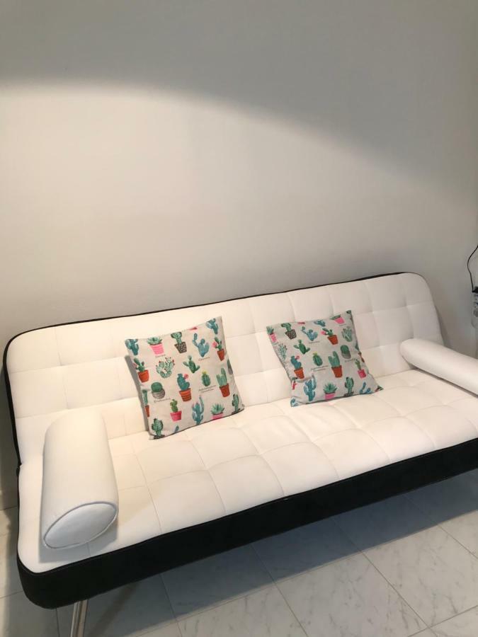 Le Aromatiche Apartment Алгеро Екстериор снимка