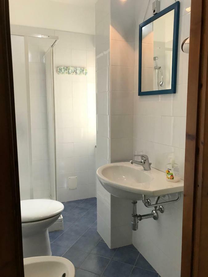 Le Aromatiche Apartment Алгеро Екстериор снимка